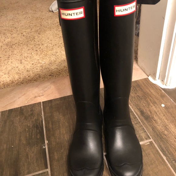 Matte black hunter boots - Picture 1 of 2